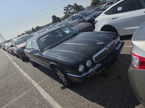2001 Jaguar XJ8